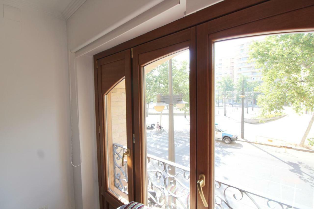 Precioso Apartamento Al Lado De Las Torres De Serrano Βαλένθια Εξωτερικό φωτογραφία